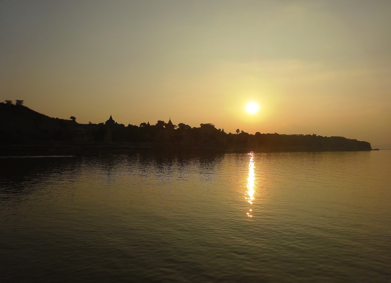 River Ayerwaddy sunrise