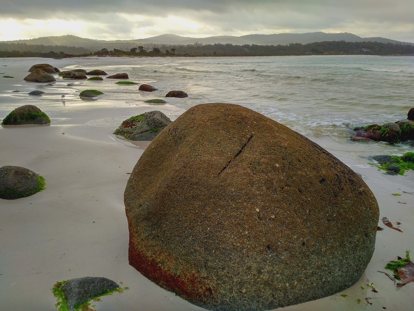 binalong bay beach