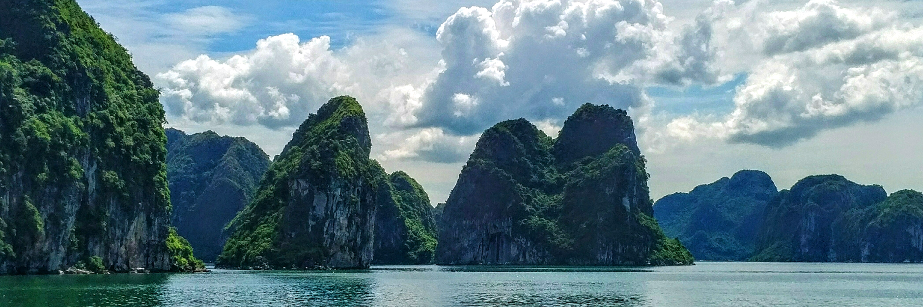 halong bay vietnam